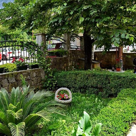 Apartments Martiva Котор Екстериор снимка