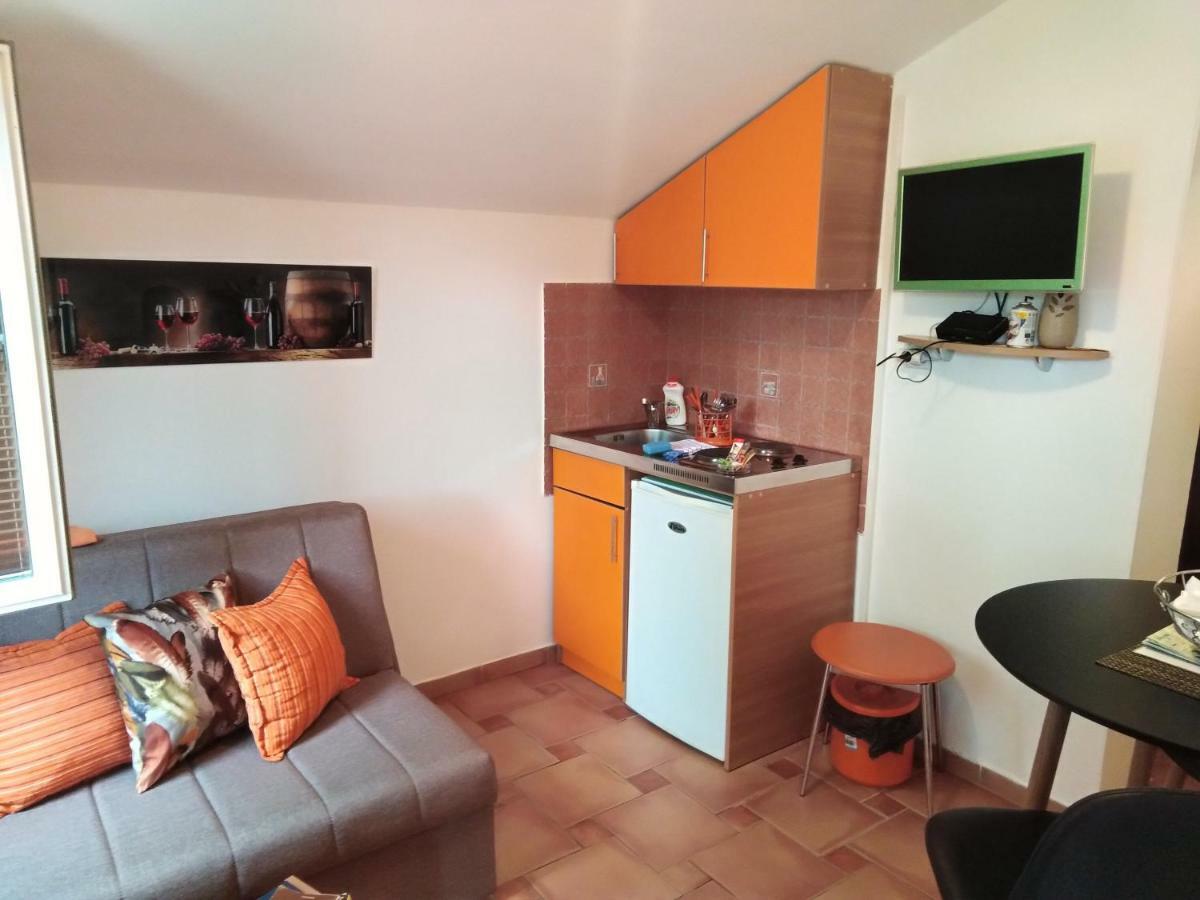 Apartments Martiva Котор Екстериор снимка