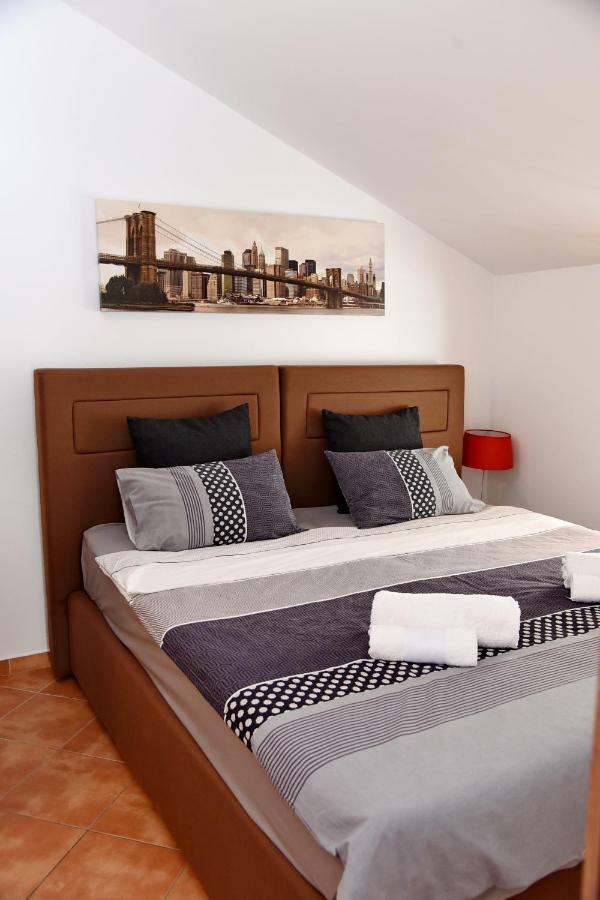 Apartments Martiva Котор Екстериор снимка